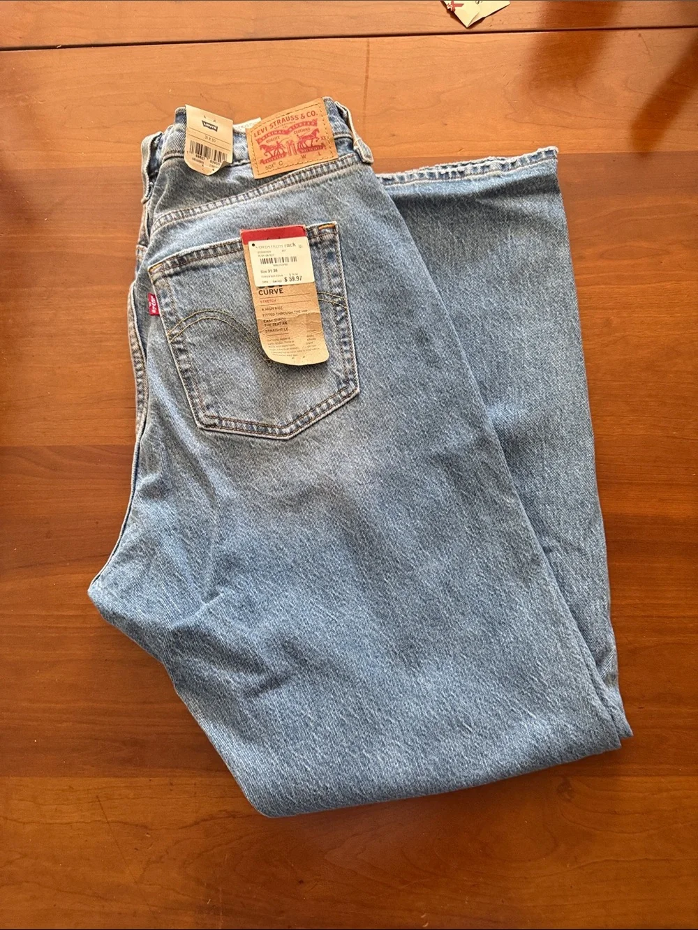 Levi’s 501 Curve Light Blue Straight-Leg Jeans - Picture 3 of 9
